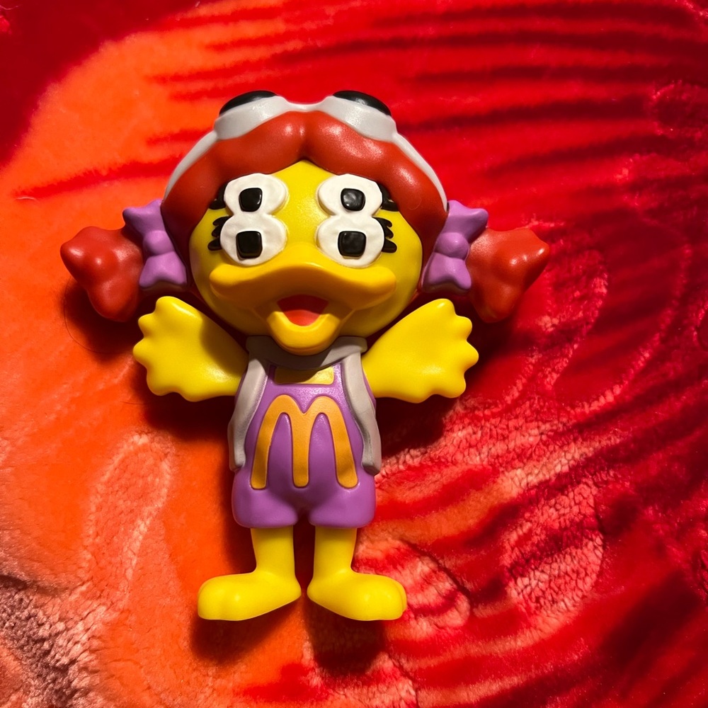 McDonald’s toy Birdie